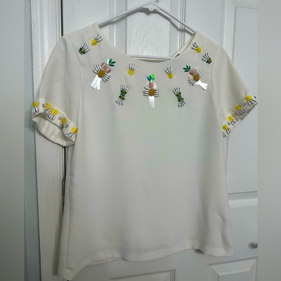 Banana Republic. Size XS. Drape back shirt with pineapple embellishment - Picture 1 of 4